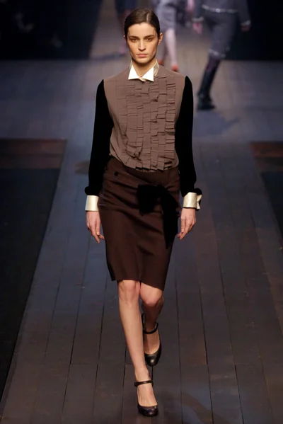 Look 12
